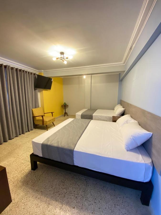 Izza Hotel Cochabamba Ngoại thất bức ảnh