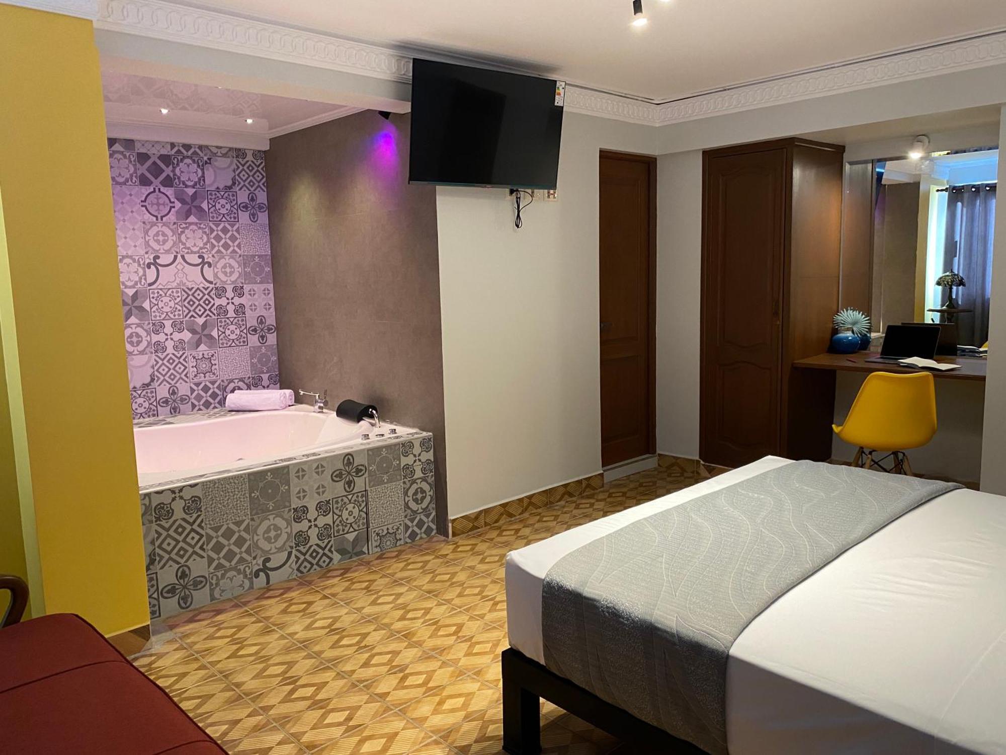 Izza Hotel Cochabamba Ngoại thất bức ảnh