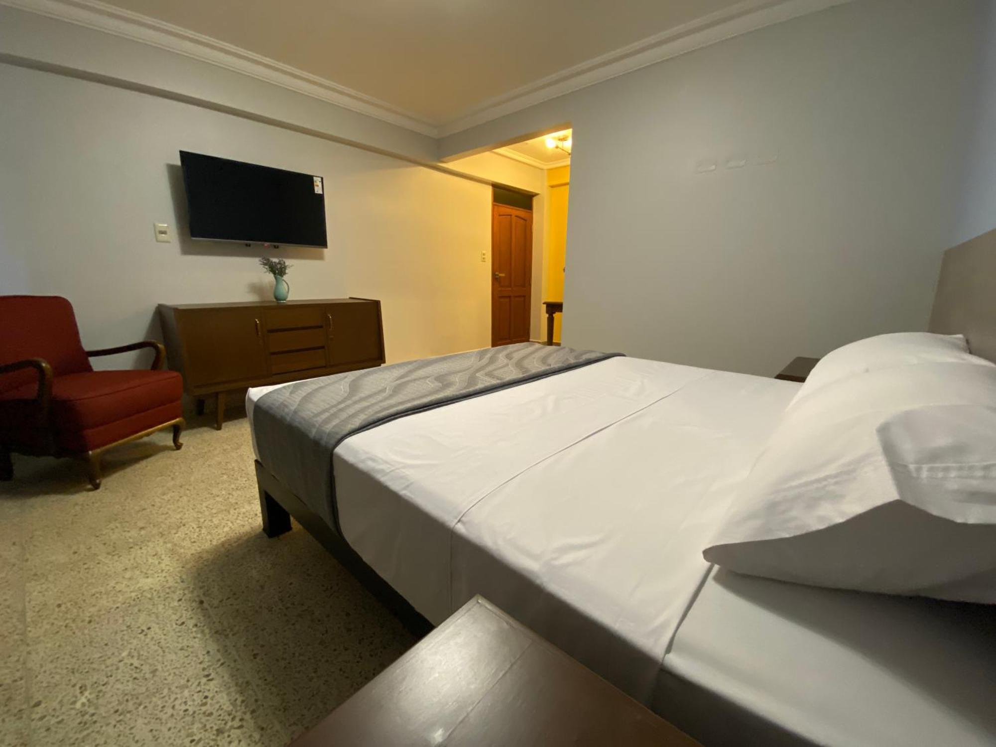 Izza Hotel Cochabamba Ngoại thất bức ảnh