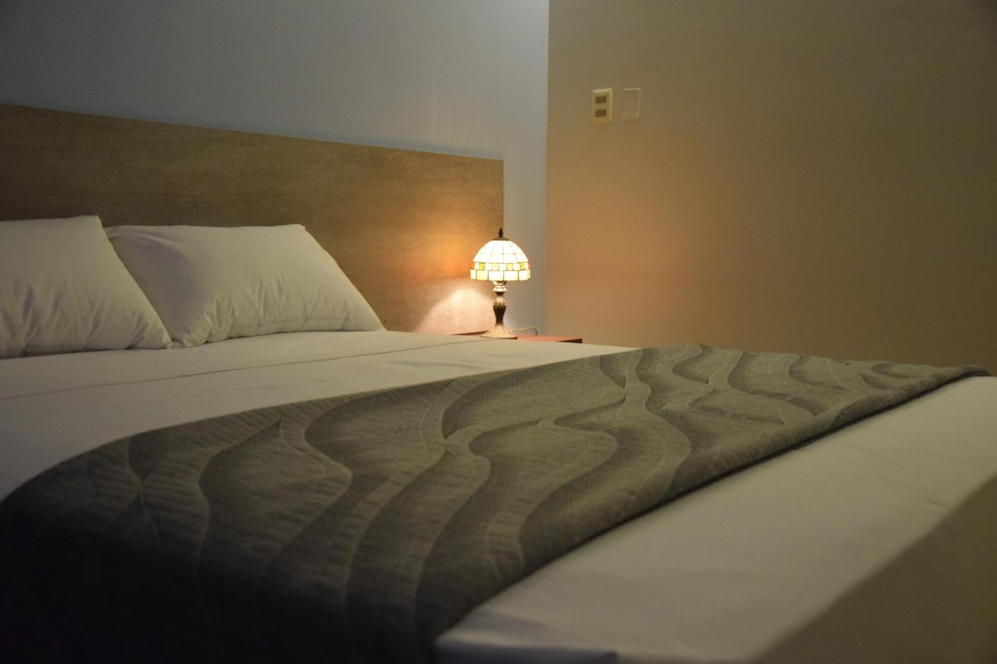 Izza Hotel Cochabamba Ngoại thất bức ảnh