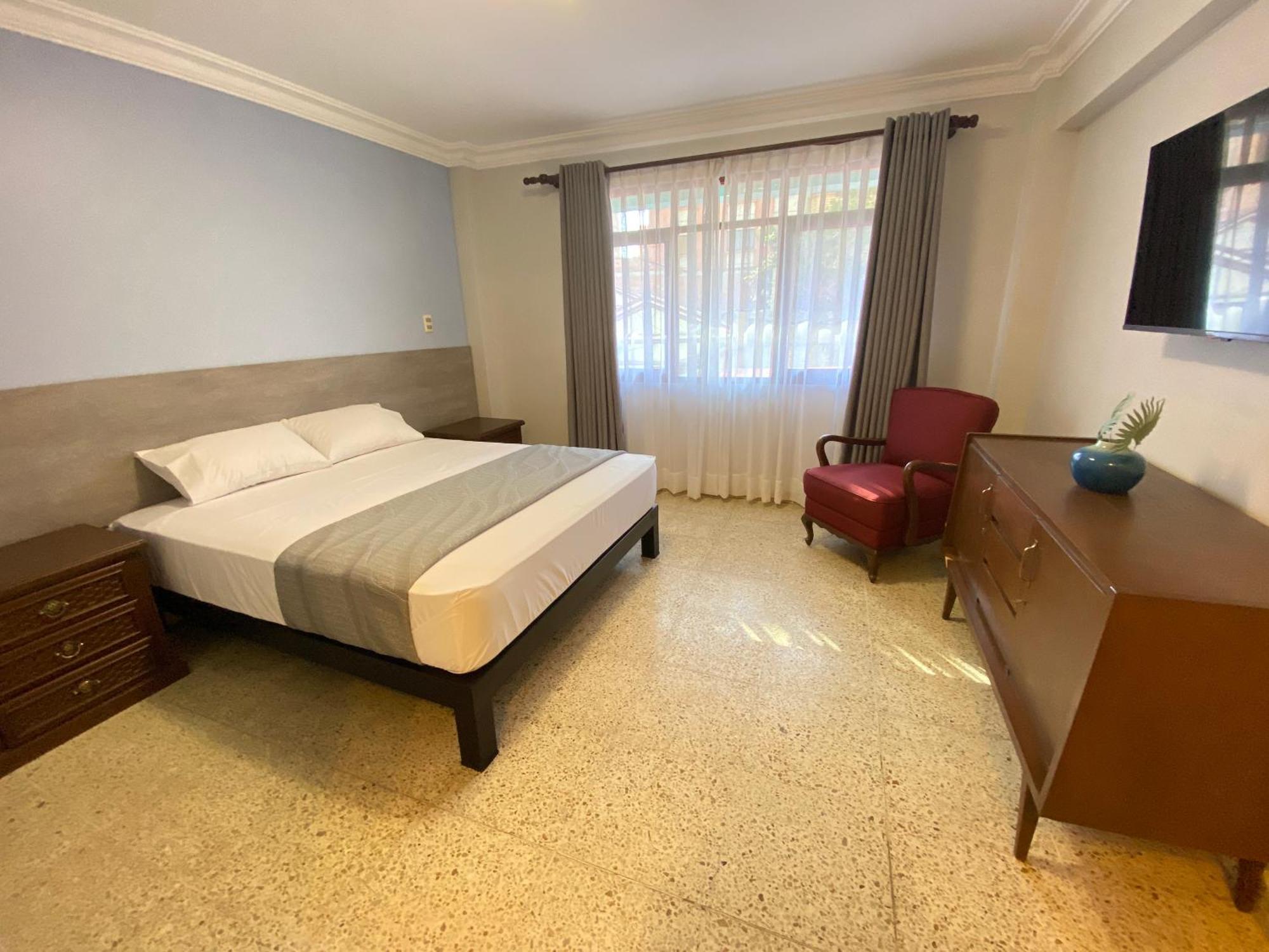 Izza Hotel Cochabamba Ngoại thất bức ảnh